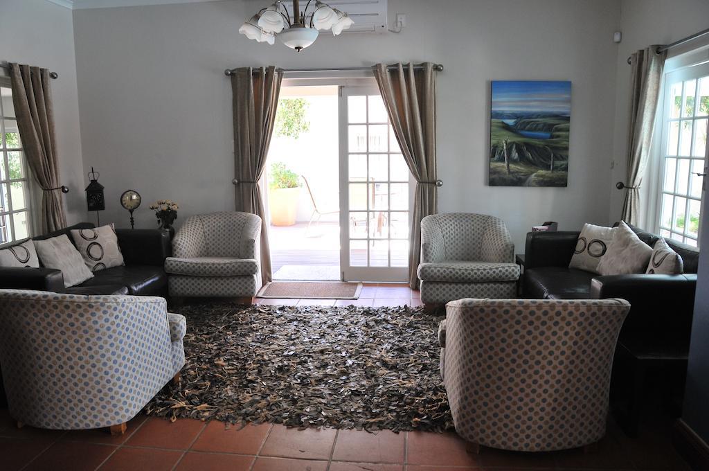 A&A Guesthouse Port Elizabeth Exterior photo